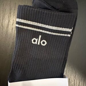 ALO Yoga Black and Gray Athletic Socks Unisex